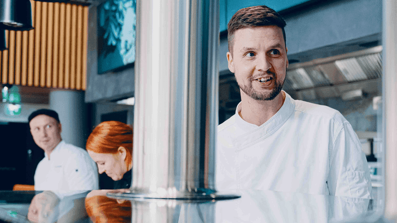 FI_2020_Food Services_03-Azure-Web