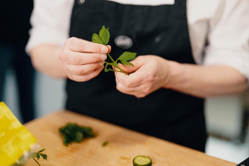 FI_2022_Food services_Restaurant MAD_02